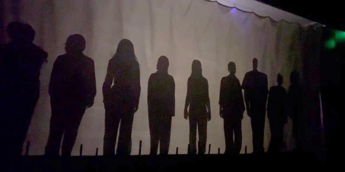 Üniversite Öğrencilerinden Tiyatro Gösterisi