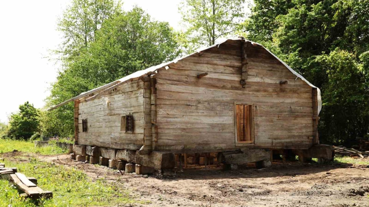 800 Yıllık Çivisiz Cami Restore Ediliyor