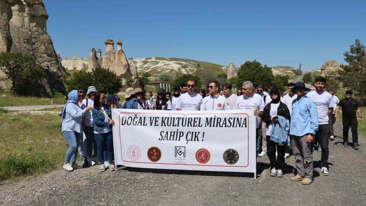 Doğal Ve Kültürel Mirasına Sahip’ Sloganıyla 5 Kilometre Yürüdüler