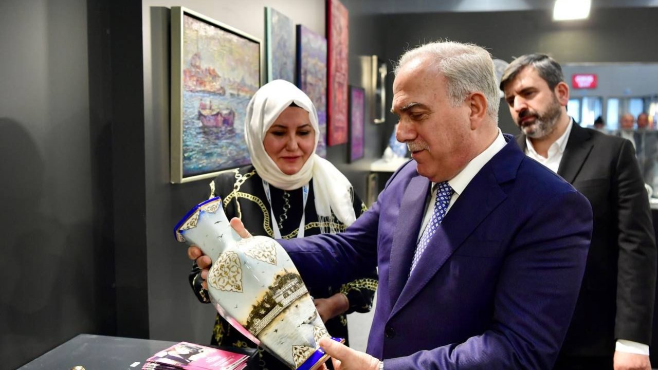 Fatih Belediyesi ‘Tarihi Yarımadanın Yansımaları’ Özel Koleksiyonuyla Fuarda Yerini Aldı