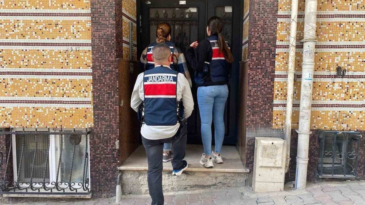 Artvin Merkezli 5 İlde Dolandırıcılık Operasyonu: 25 Tutuklama