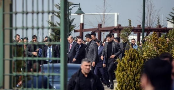 Cumhurbaşkanı Erdoğan cuma namazını Üsküdar Hz. Ali Camii’nde kıldı