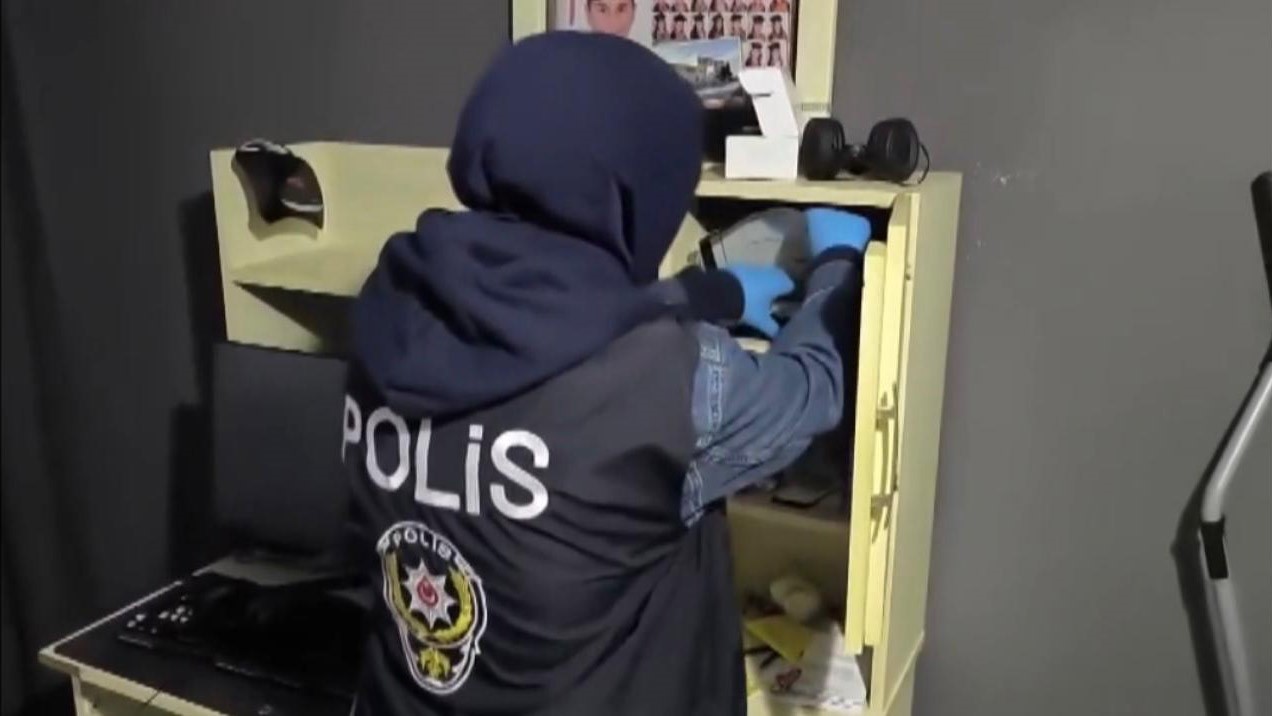 Osmaniye Merkezli 5 İlde Siber Dolandırıcılık Operasyonu:3 Tutuklama