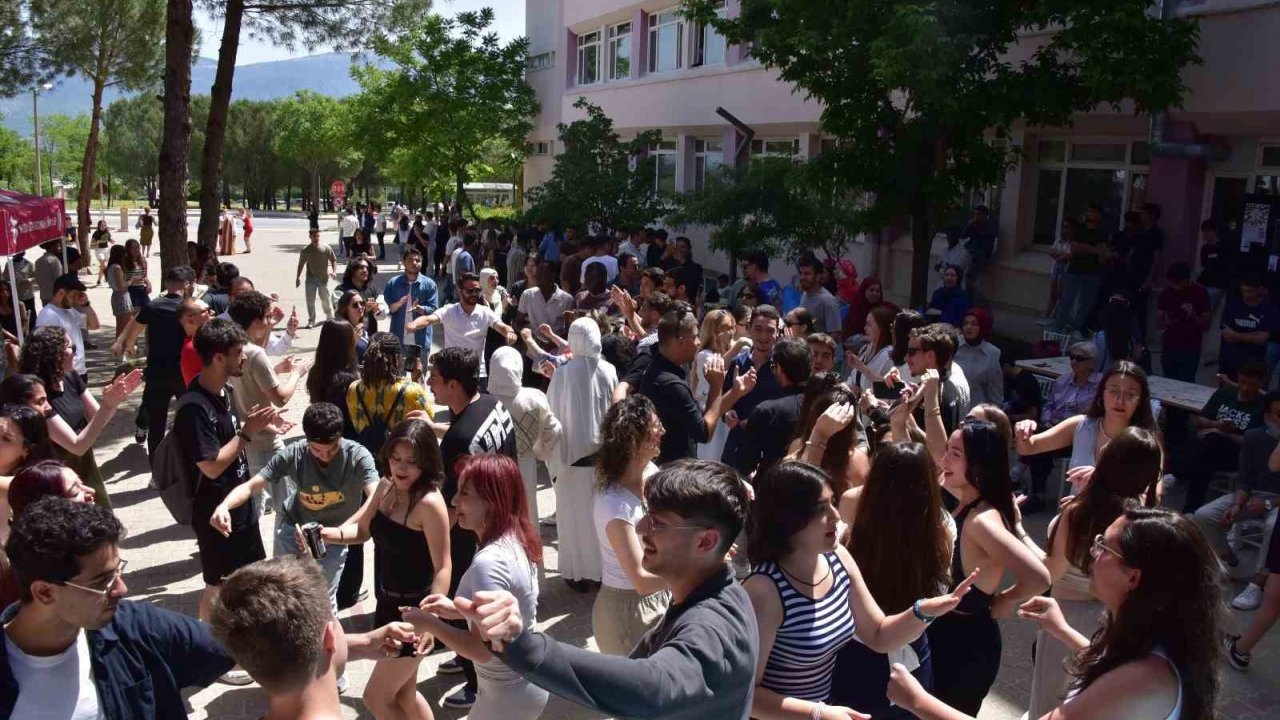 Yabancı Diller Yüksekokulu’nda Dil Öğrenme Etkinliği