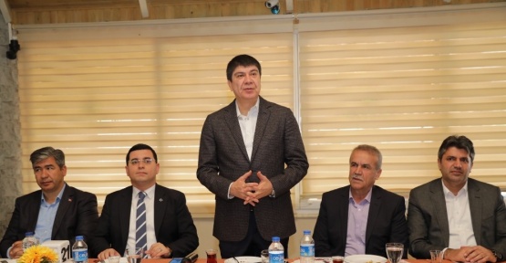 Başkan Türel, Kepezli müteahhitlerle buluştu