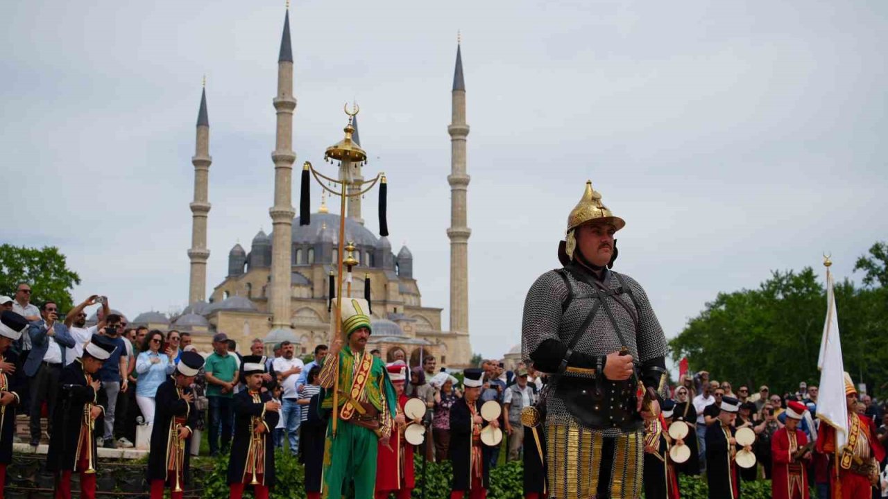 Edirne’de İstanbul’un Fethi Mehter Konseriyle Kutlandı
