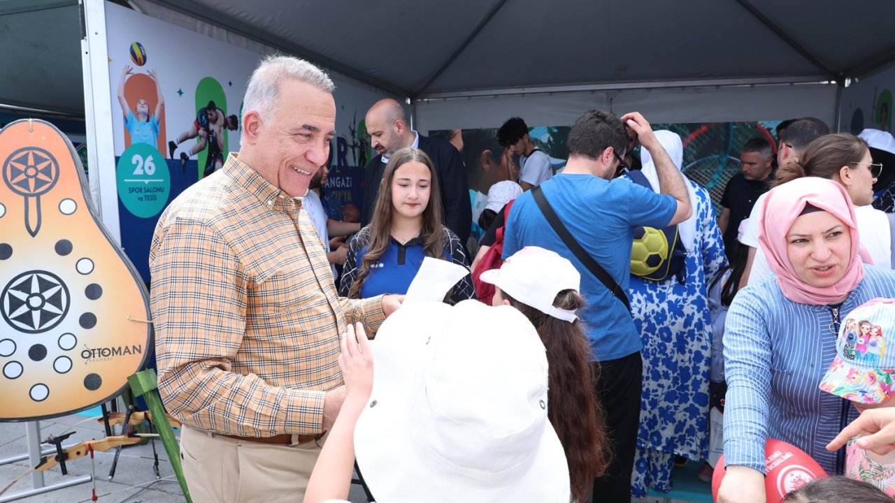 Başkan Dursun Etnospor’u Ziyaret Etti