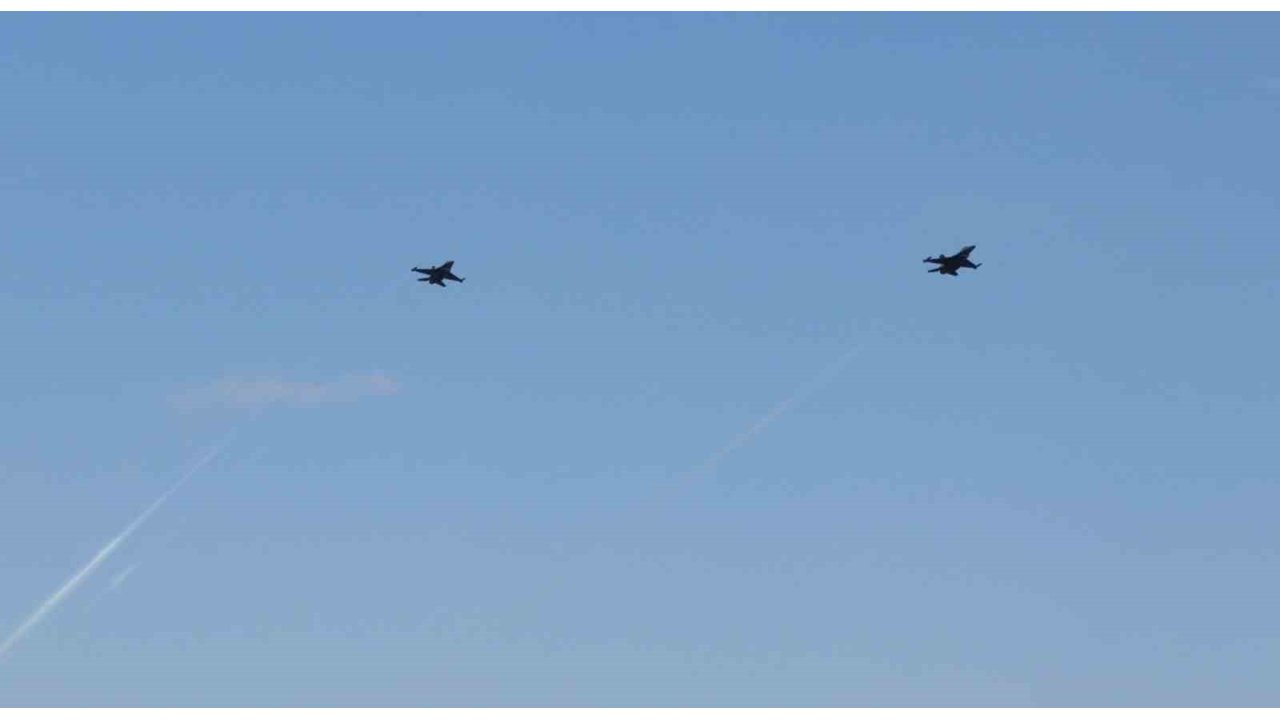 İstanbul’un Fethi Etkinlikleri Çerçevesinde Solotürk İstanbul’da Prova Uçuşu Yaptı