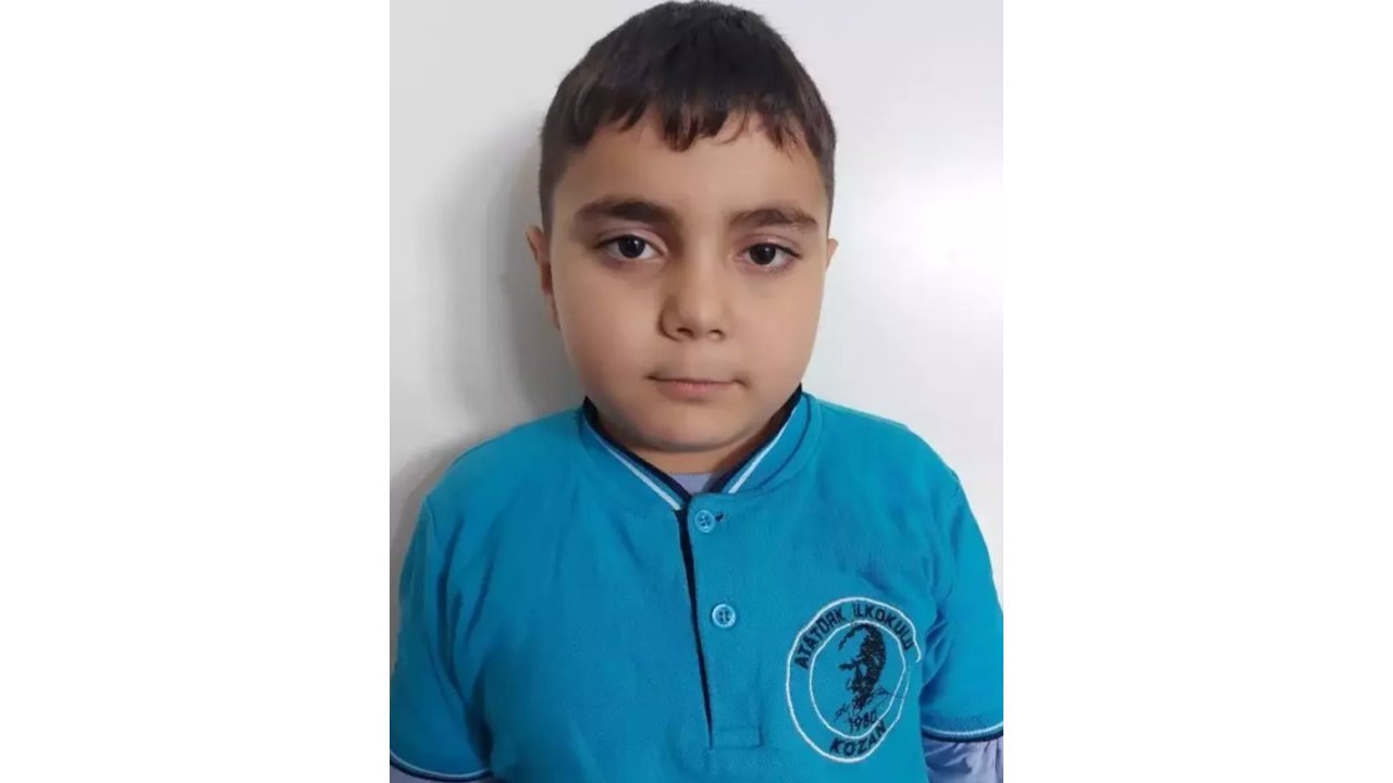 9 Yaşındaki Mehmet Efe, Geçirdiği Rahatsızlık Sonucu Hayatını Kaybetti