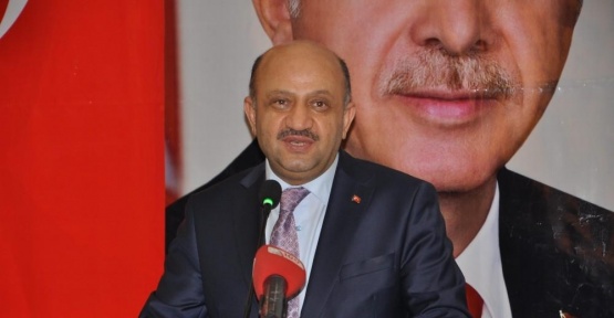 Milli Savunma Bakanı Fikri Işık, AK Partililere hitap etti