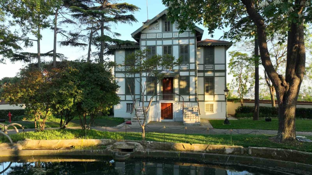 Yıldız Sarayı’nın Hasbahçesi Yeniden Keşfediliyor