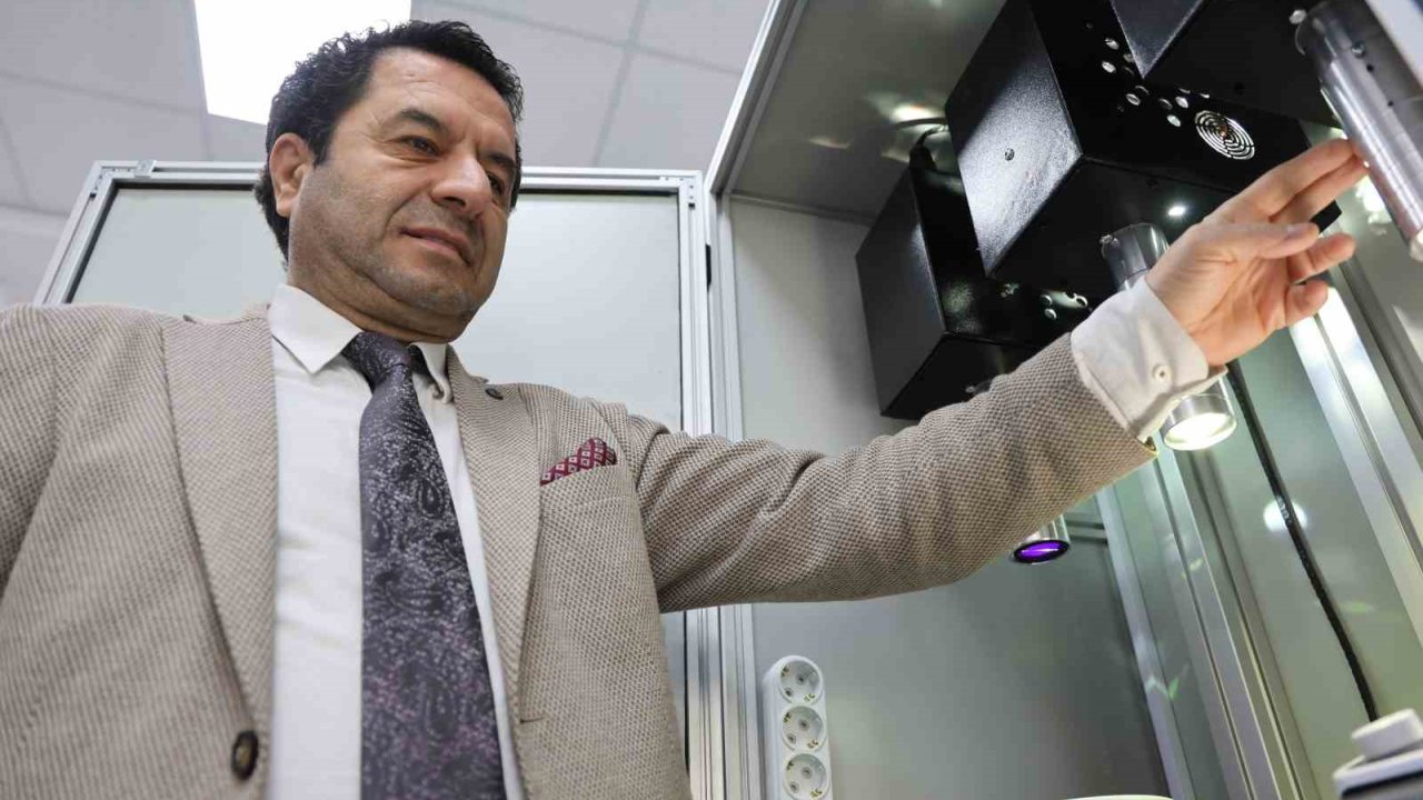 Güneşi Taklit Etti, Yapay Güneş Işığı Üreten Cihaz Geliştirildi