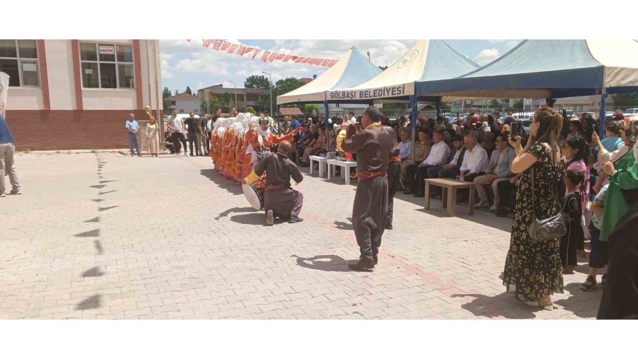 Gölbaşı Halk Eğitim Merkezi Yılsonu Sergisi Açıldı