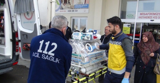 Kalp hastası bebek ambulans uçak ile İstanbula sevk edildi