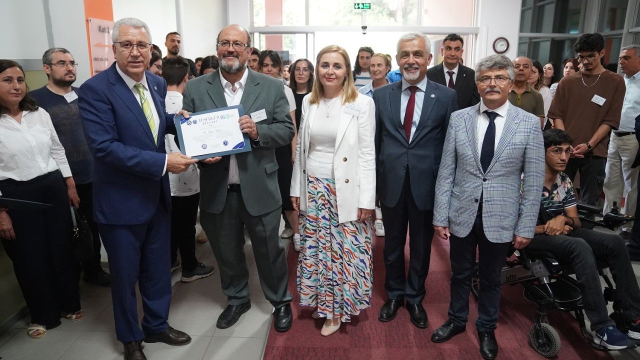 Ege Üniversitesi’nde ’engelsiz Erişim Teknolojik Tasarım’ Yarışması