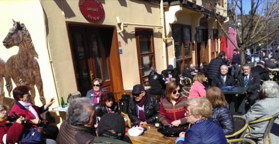 Atatürk Lisesi mezunları Odunpazarında buluştu