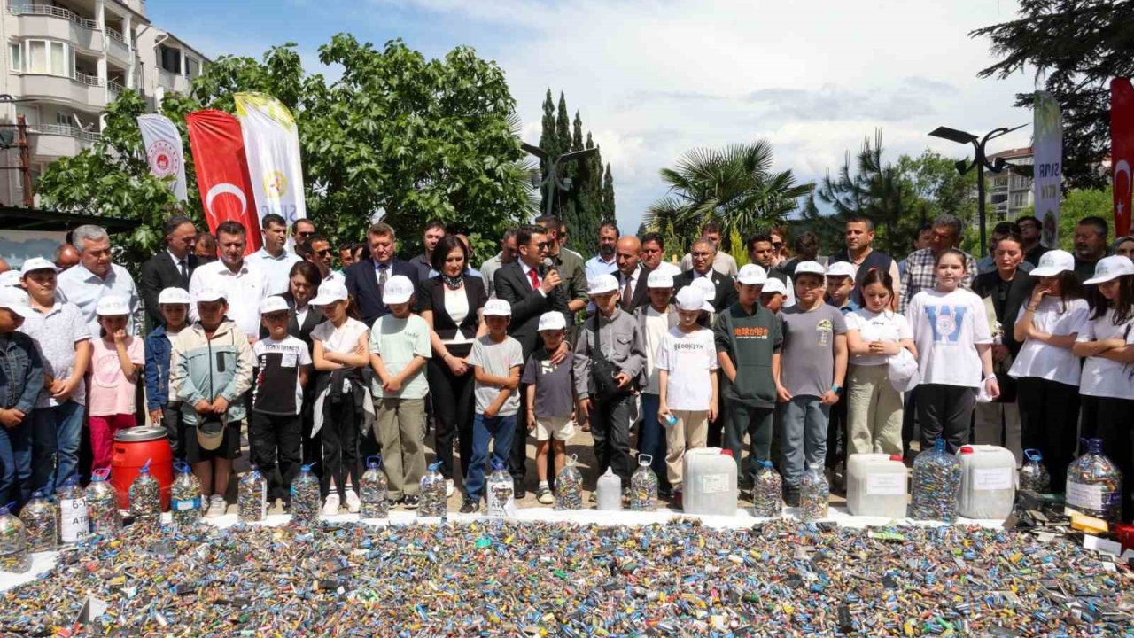 Bilecik’te Öğrenciler 2 Bin 543 Kilogram Atık Pil Topladı
