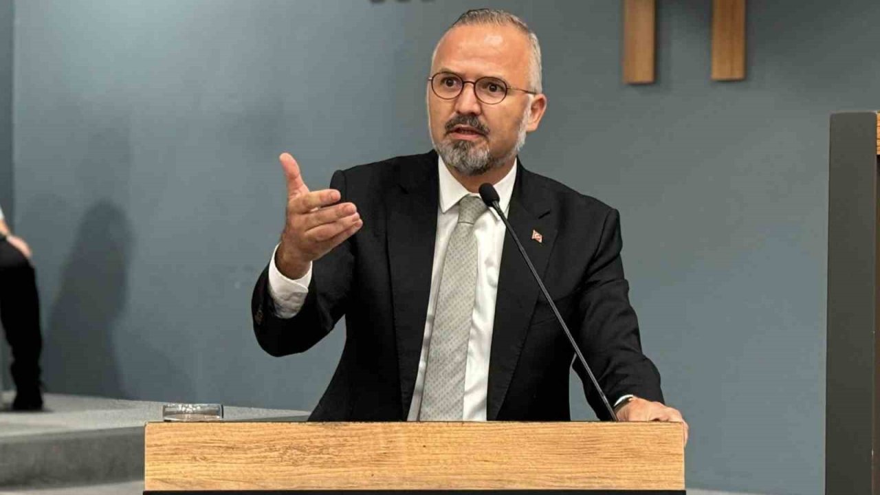 Torbalı’da Yağışın Ardından Kurban Pazarını Su Bastı