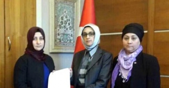 AK Parti’de yeni başkan Ünlü oldu