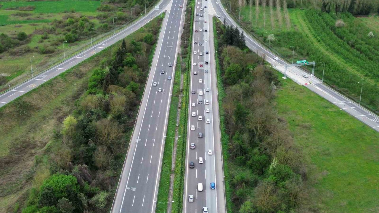 Kamyon, Çekici Ve Tankerlerin Geçişine İzin Yok