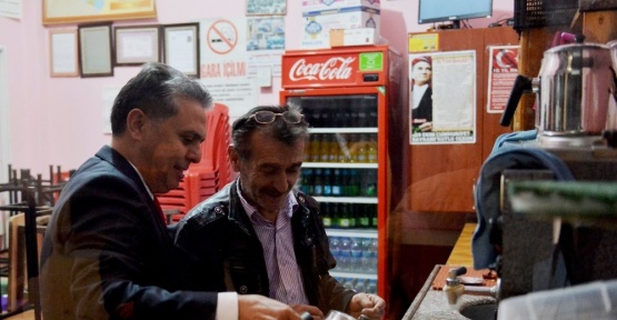 Başkan Uysal Gazipaşa’da AK Parti ofisini ziyaret etti