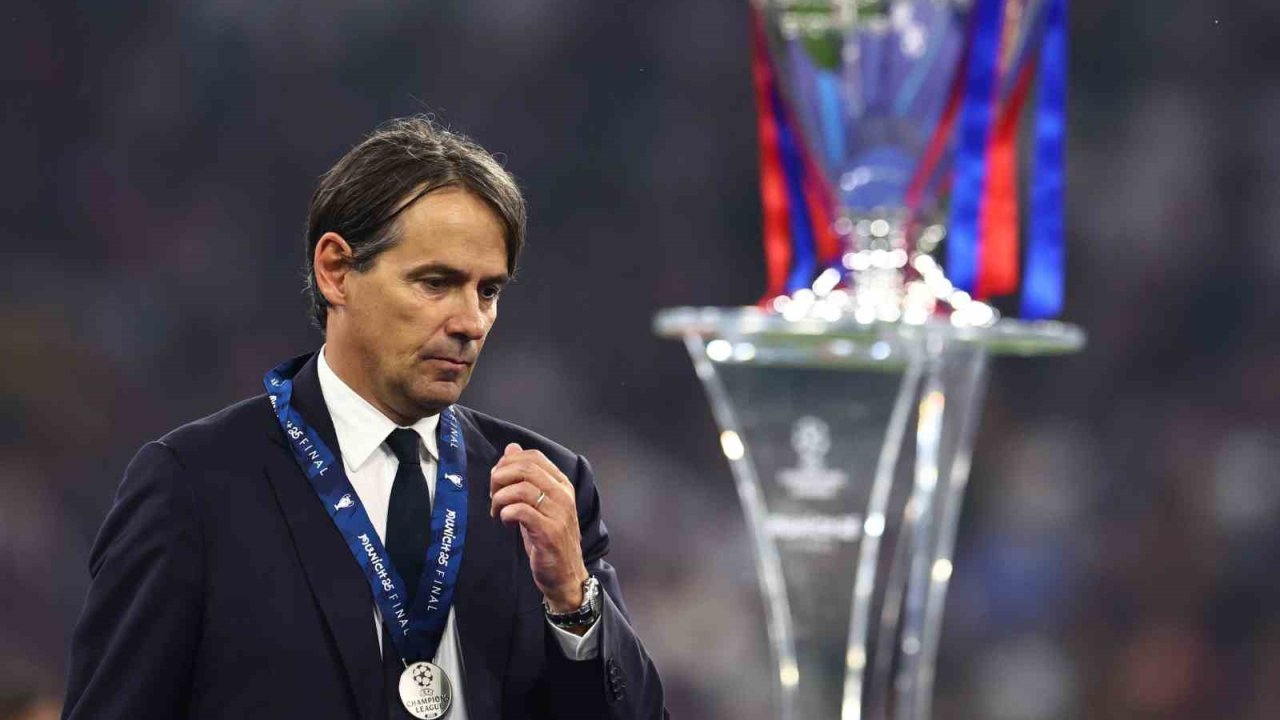 İtalyan Ekibi Inter, Teknik Direktör Simone Inzaghi İle Yollarını Ayırdı