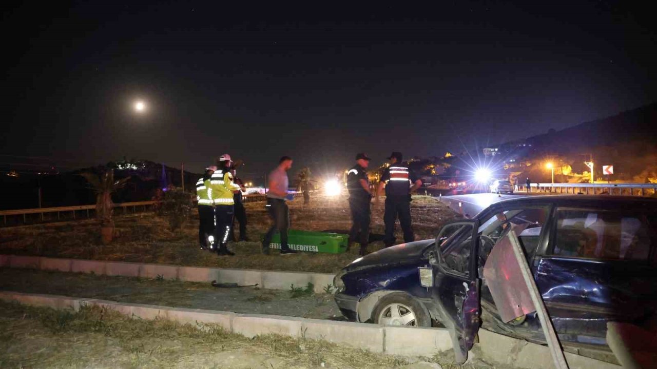 Aydın’da Feci Kaza... İki Otomobil Çarpıştı: 2 Ölü, 3 Yaralı