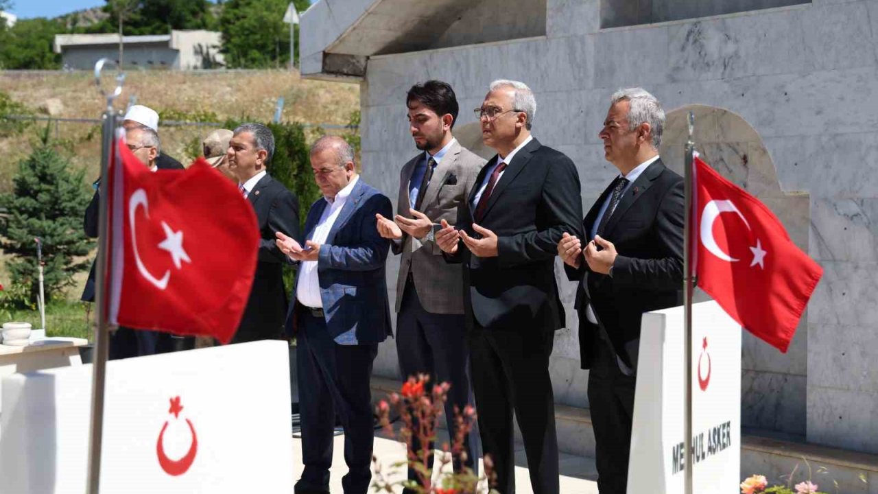 Elazığ’da Şehitler Unutulmadı