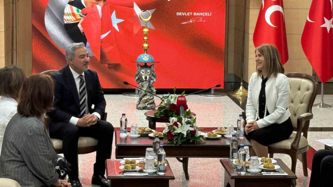 Mhp Ve Dem Parti İkinci Kez Bayramlaştı