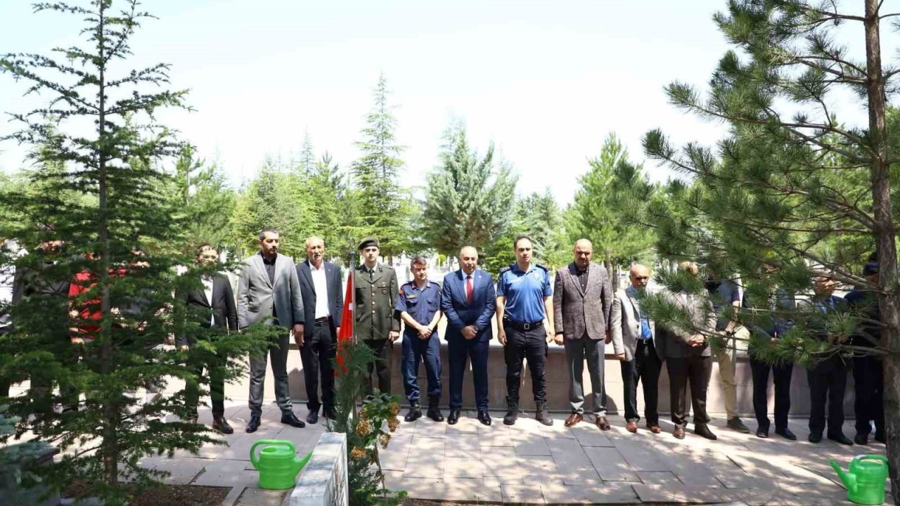 Alaca Protokolü Bayramda Şehitleri Unutmadı