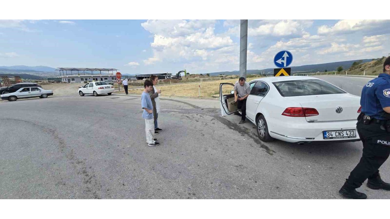 Hisarcık’ta Trafik Kazası: 4 Yaralı