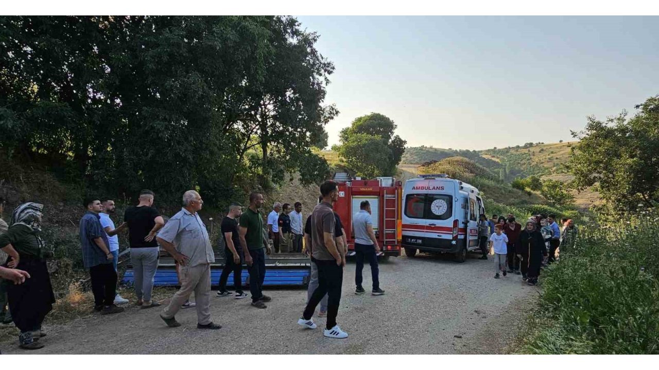 Römorkun Altında Kalan Çocuk Yaralandı