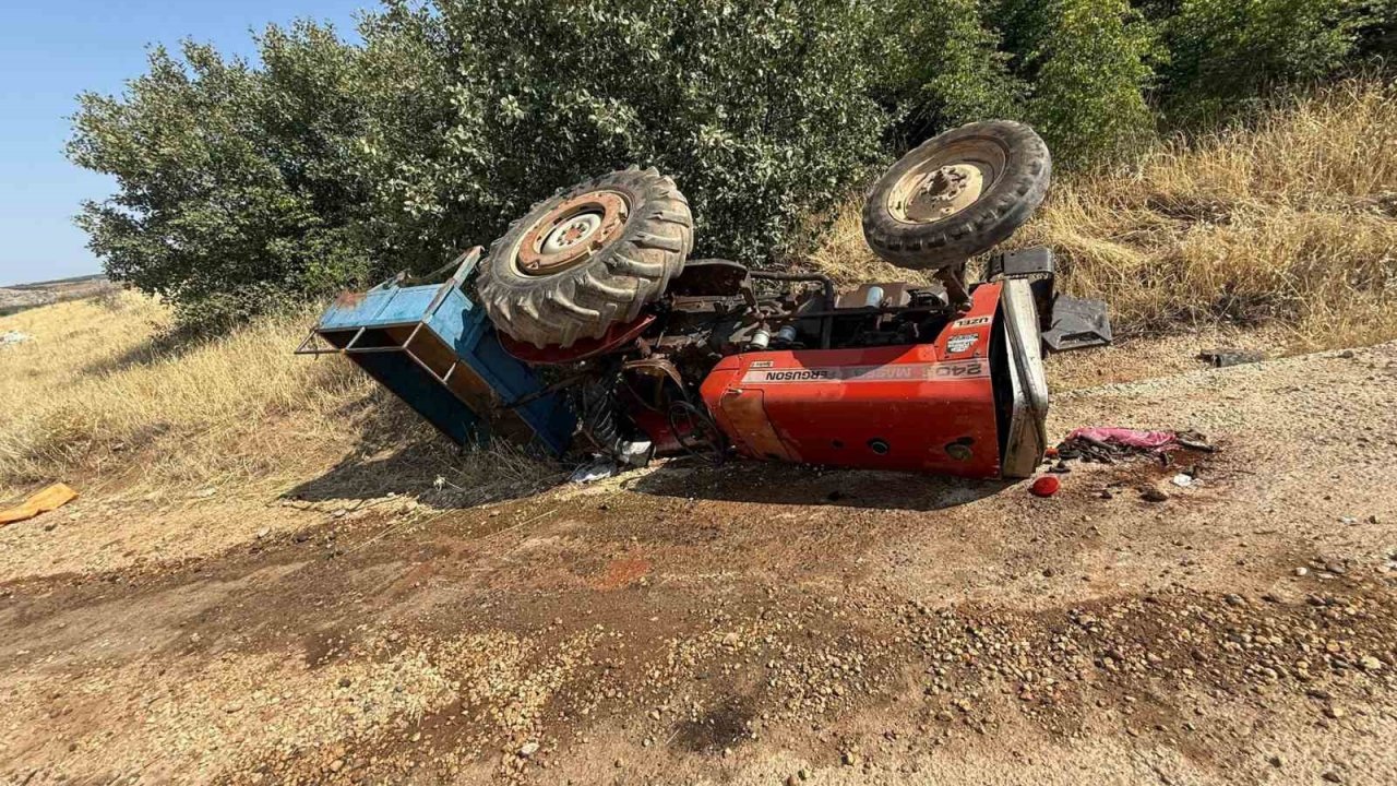 Halfeti’de Traktör Devrildi: 3 Yaralı