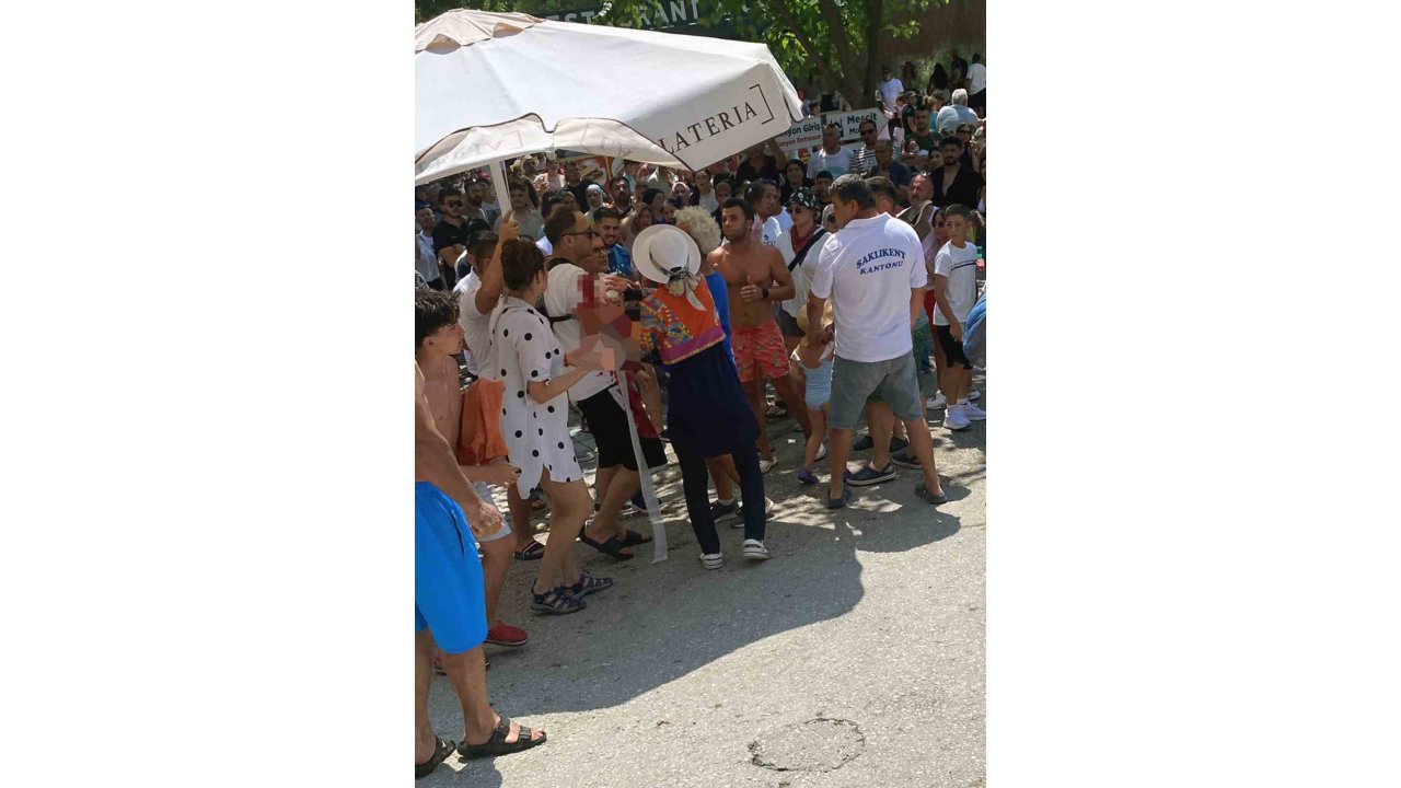 Kanyonda Başına Taş Düşen 3 Yaşındaki Çocuk Ağır Yaralandı