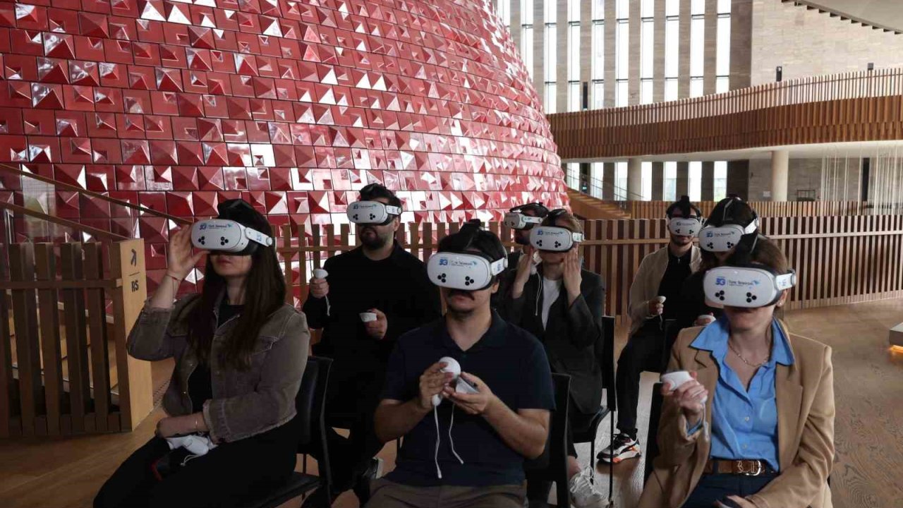 Türk Telekom’dan Akm’de 5g Teknolojisiyle Sanat Deneyimi