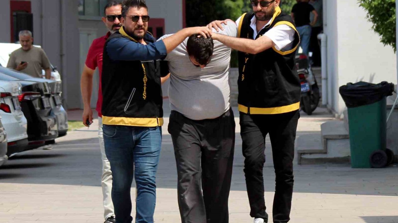 Katil Evlat, Annesini ’al Karını Evimden Git’ Sözü Üzerine Öldürmüş