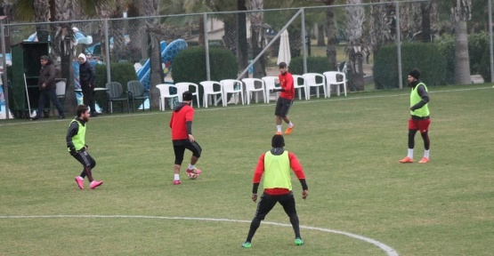Evkur Yeni Malatyaspor, Şanlıurfa maçına Antalya’da hazırlanıyor