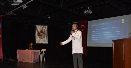Alanya’da berber ve kuaförlere hijyen semineri verildi