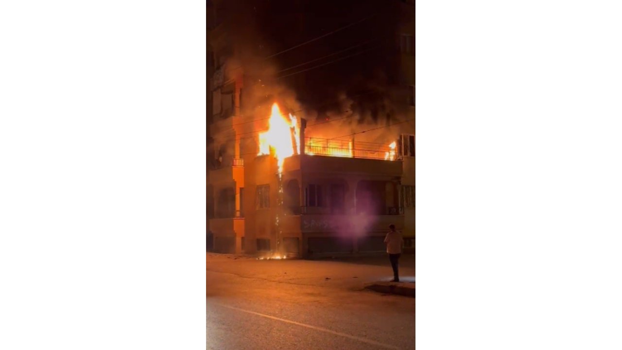 Korku Dolu Anlar, Apartman Dairesi Alevlere Teslim Oldu