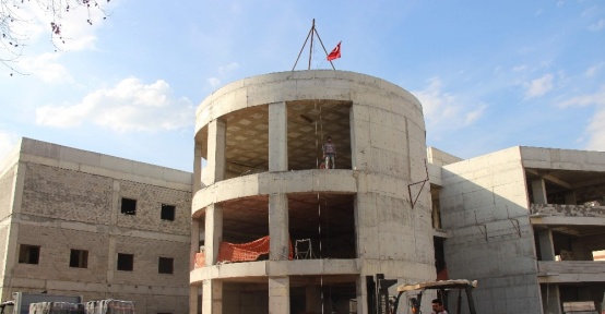 Ağız Diş Hastanesi inşaatı sürüyor