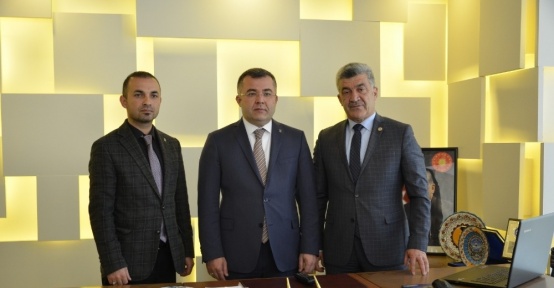 Keskin’den Yığılca Belediye Başkanı Yiğit’e ziyaret etti