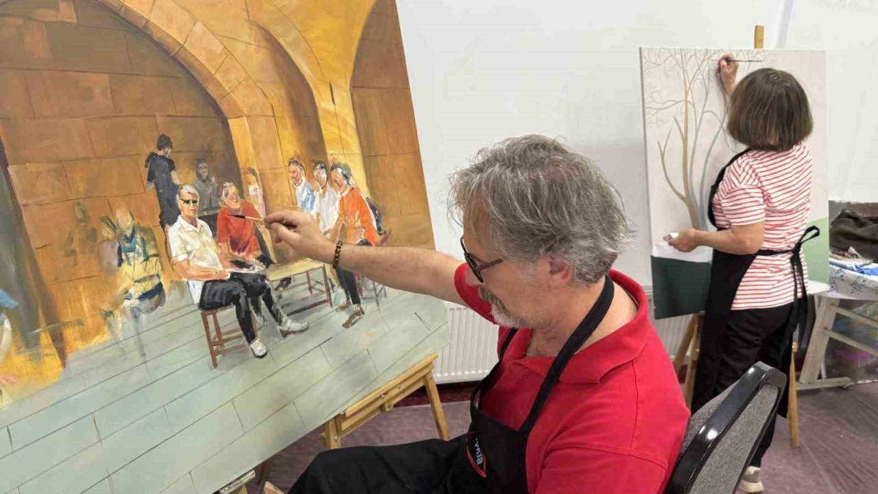 Çorum’da Düzenlenen Uluslararası Resim Çalıştayı Başladı