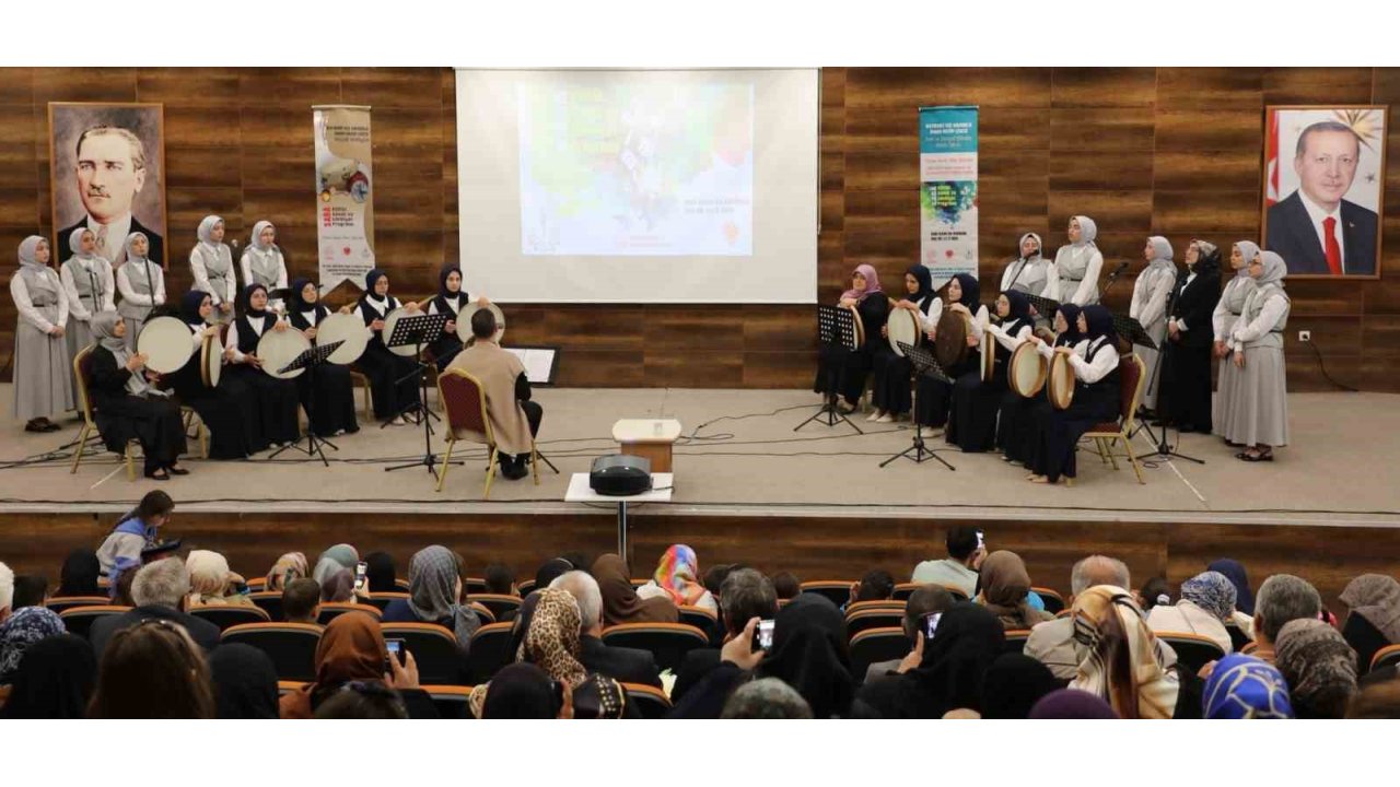 Kız Anadolu İmam Hatip Lisesinden ‘Ritmin İzinde İlahi Yolculuk’ Adlı Dini Musiki Konseri