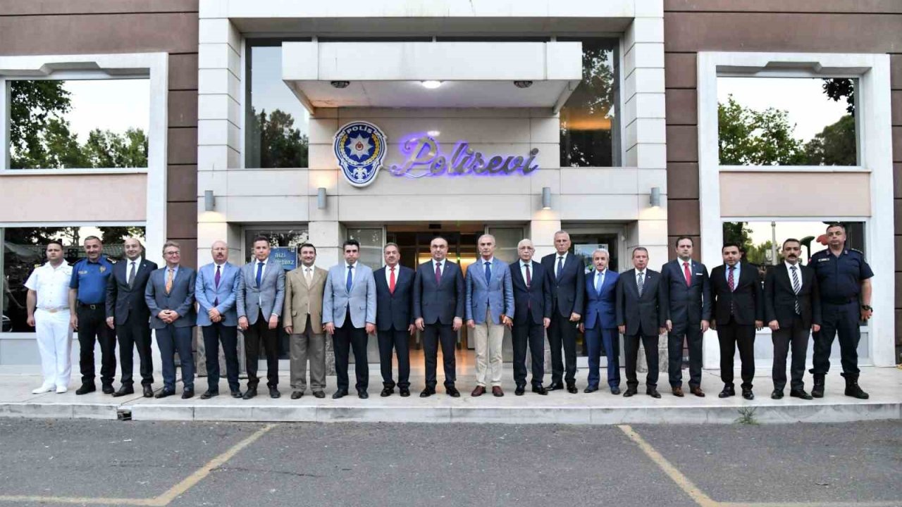 Tekirdağ’da Görev Yeri Değişen Kaymakamlara Veda Programı Düzenlendi