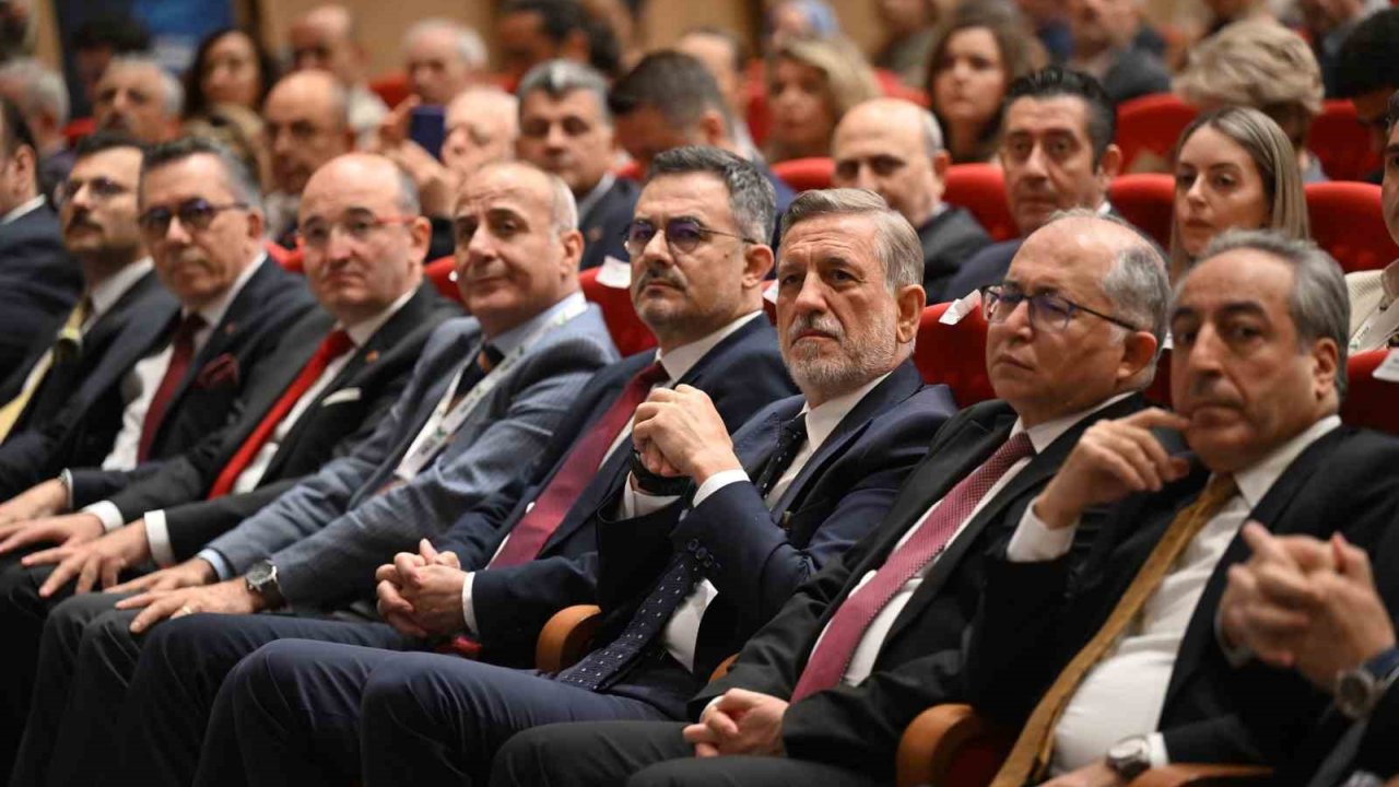 Next Level Uludağ Zirvesi Bursa Business School’da Başladı