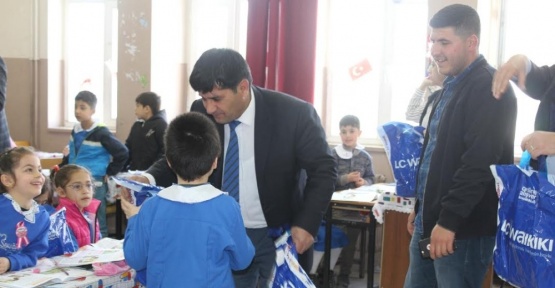 Hani’de 8 bin 615 öğrenciye kıyafet yardımı