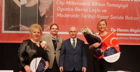 Berna Laçin: “Kadının bin ömrü de olsa hepsini Atatürk’e borçlu”