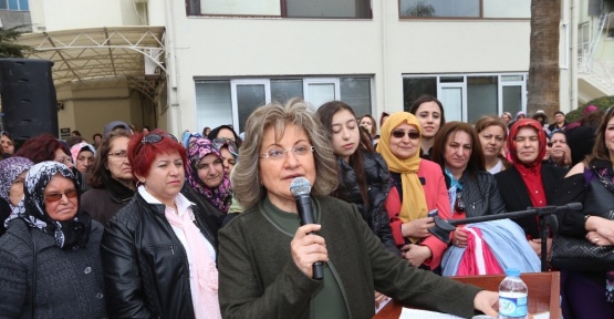 Başkan Zolan 8 Mart dolayısıyla kadınlarla bir araya geldi