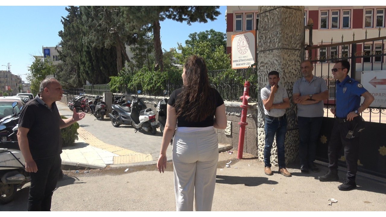 Kilis’te Sınava Geç Kalan Aday Sessizce Geri Döndü