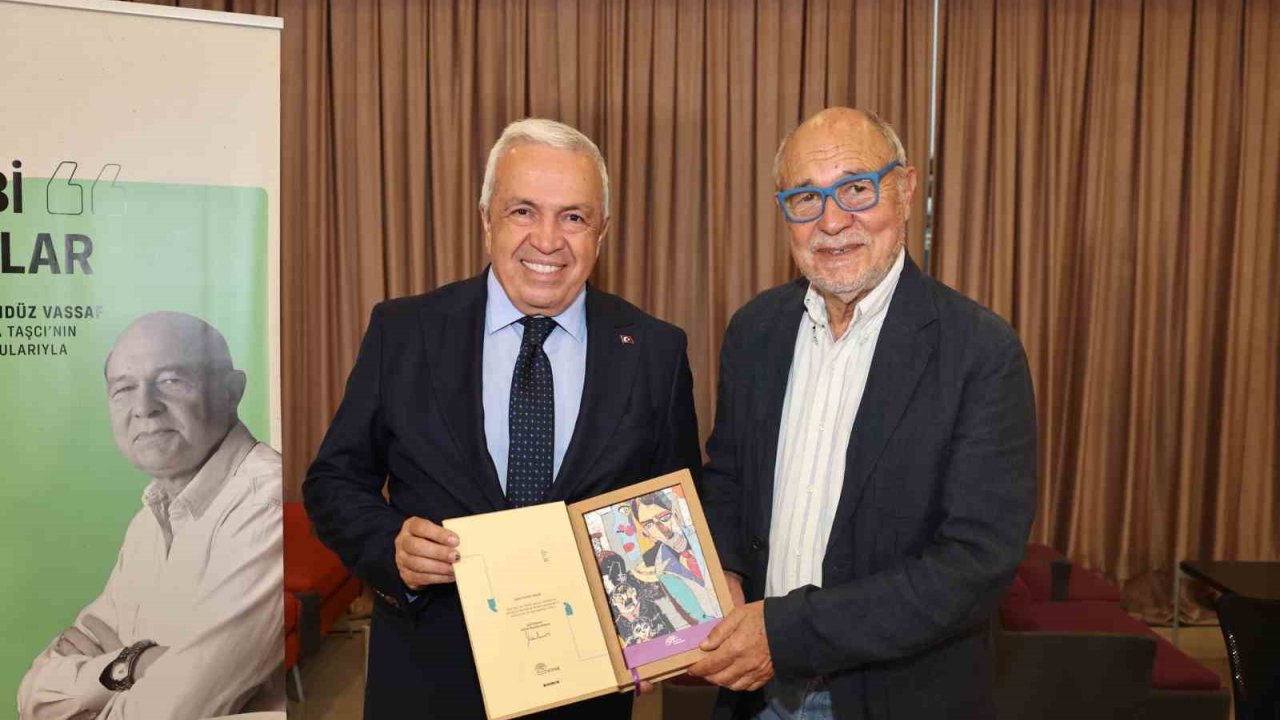 Usta Yazar Gündüz Vassaf Okurlarıyla Buluştu